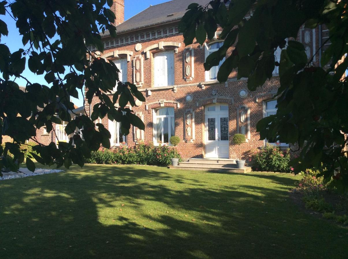 L'Hostellerie Du Chateau Mesnil-Saint-Nicaise Exterior photo